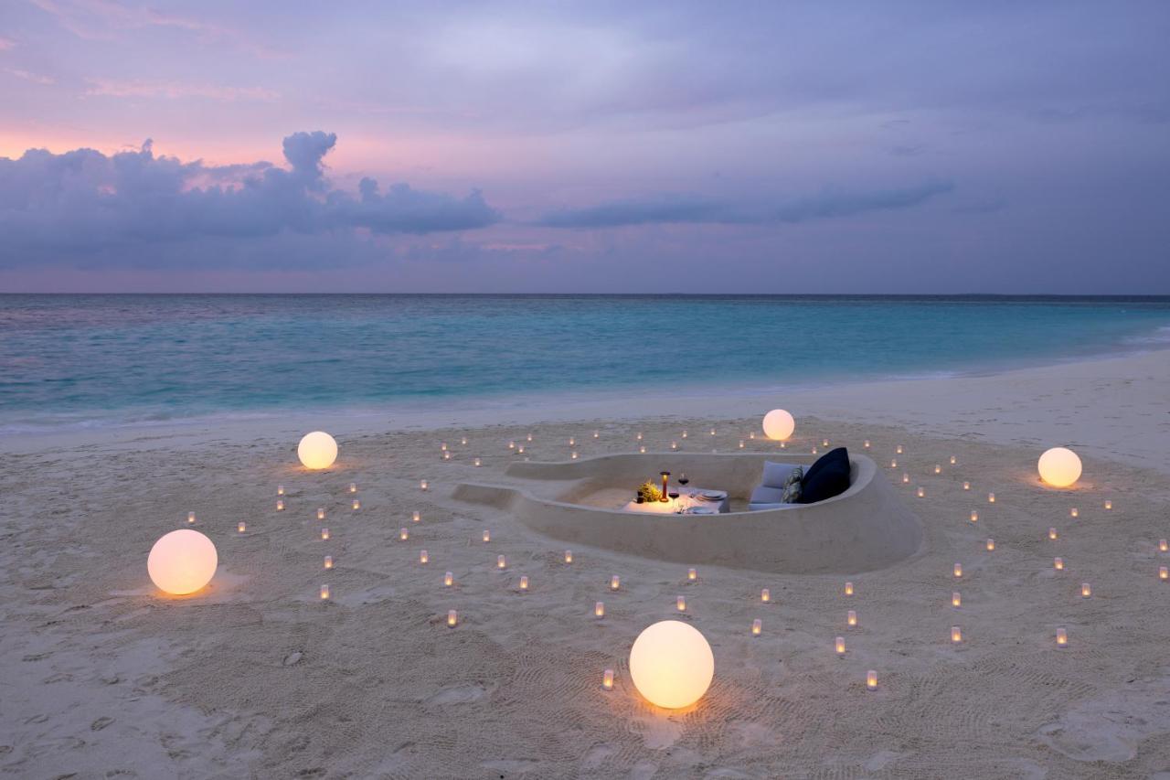 Avani Plus Fares Maldives Resort - 50 Percent Off On Seaplane Transfer For Minimum Stay Of 3 Nights And More For Stays Until 31 October 2025 Kendhoo Buitenkant foto