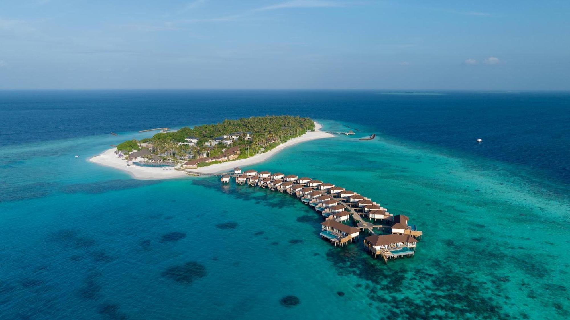 Avani Plus Fares Maldives Resort - 50 Percent Off On Seaplane Transfer For Minimum Stay Of 3 Nights And More For Stays Until 31 October 2025 Kendhoo Buitenkant foto